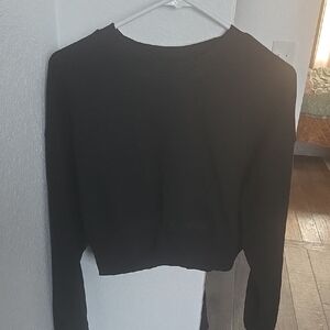 Forever 21 Black Cropped Long-Sleeve Sweatshirt